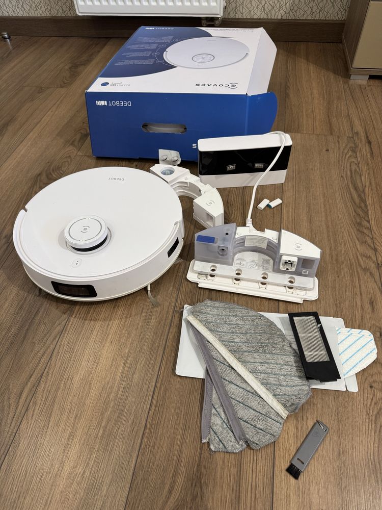 Ecovacs Deebot T10(White)