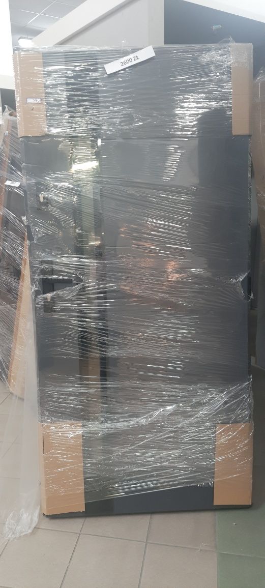 Drzwi zewnętrzne od ręki Mikea Porta Doorsy
