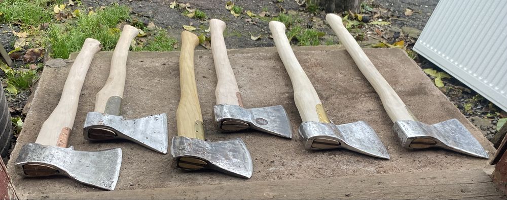 Продам радянські сокири