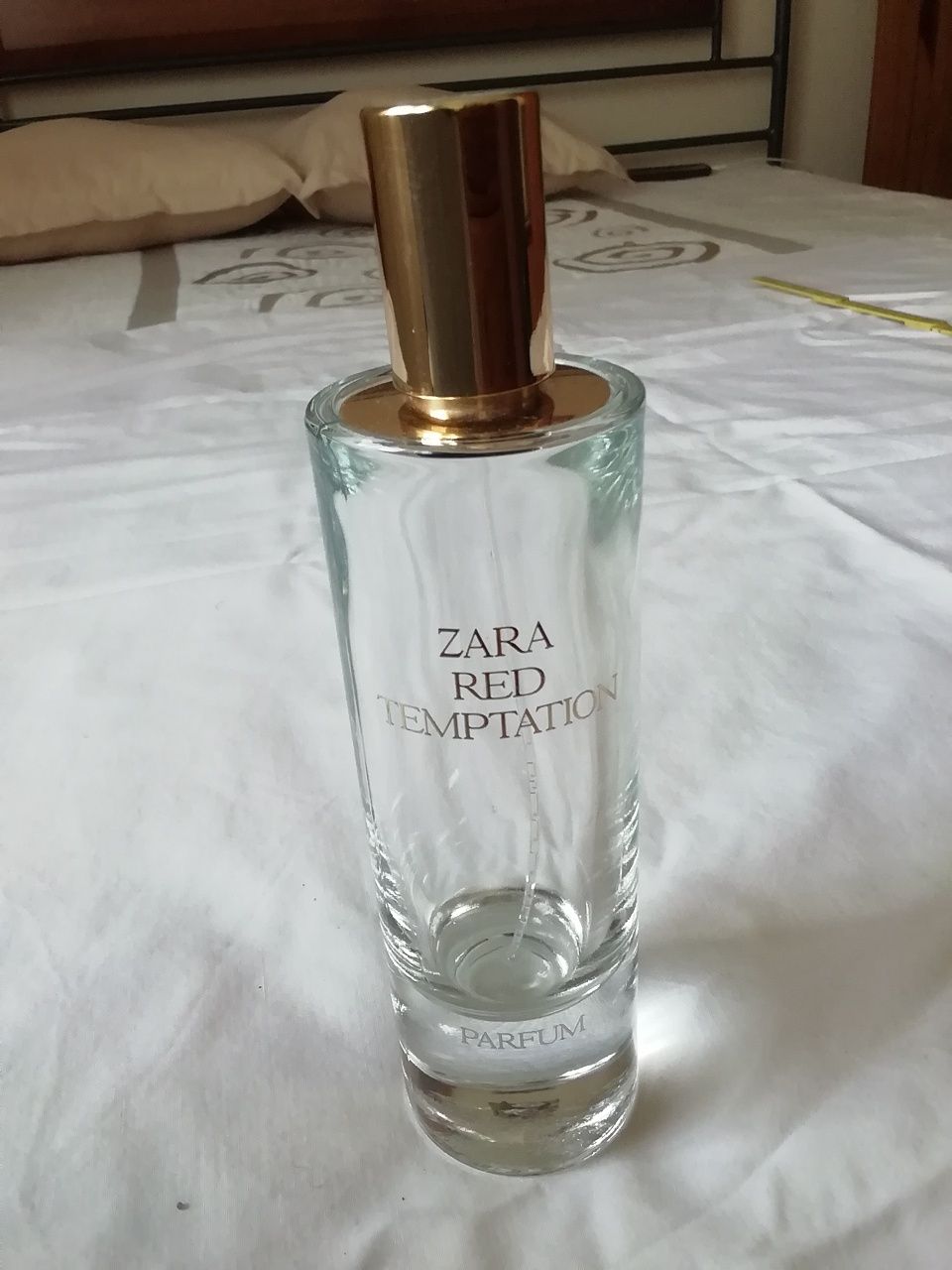 Frasco de perfume Zara, vazio