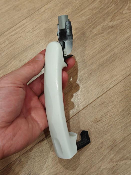 Заголовок: Ручка двері Jetta 6 з безключевим доступом Kessy