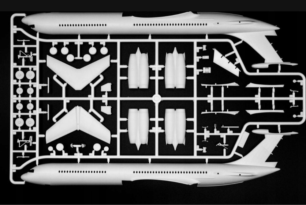 Samolot Ilyushin-62M model do sklejania 1:144 ICM 14405