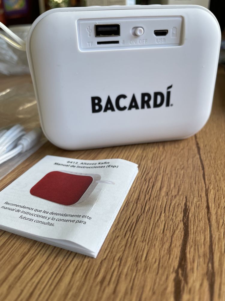 Nowy bezprzewodowy głośnik bluetooth microSD radio FM