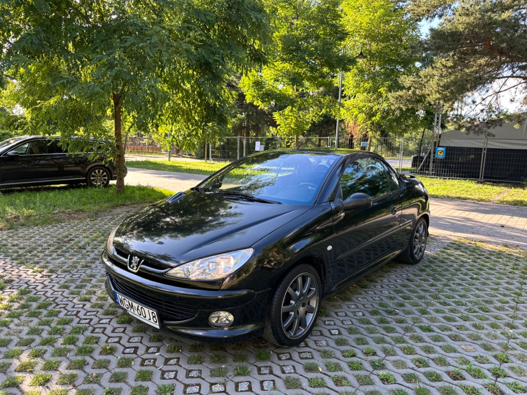 Peugeot 206cc kabriolet mały przebieg ładny stan