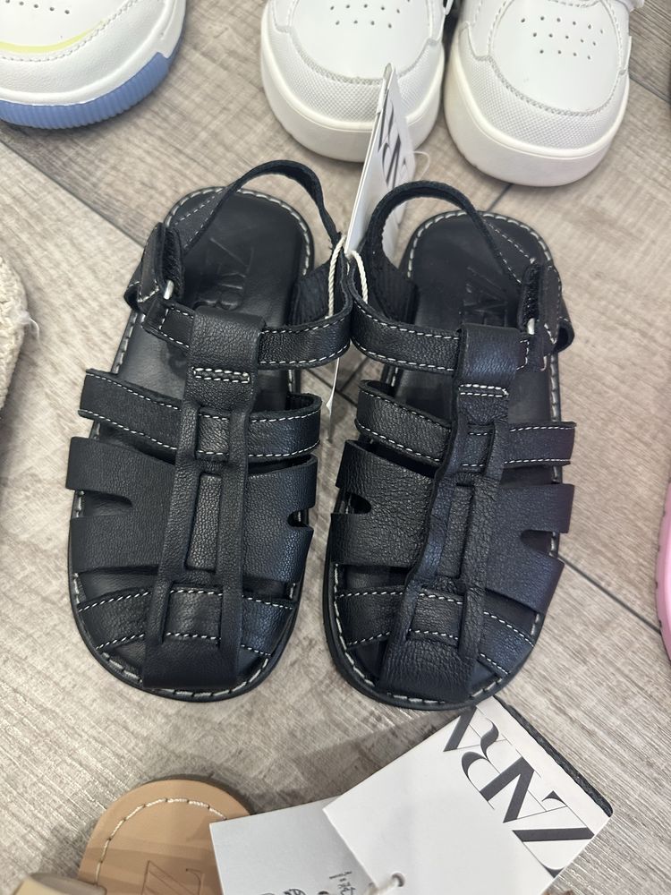 Кеди, босоніжки zara, hm