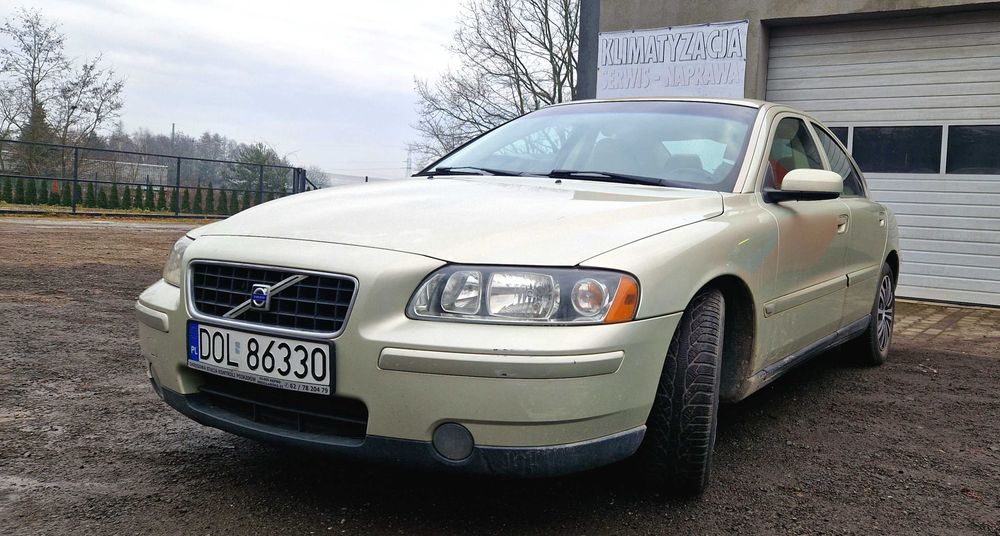 Volvo S60 2.4 140KM 2006r. LPG