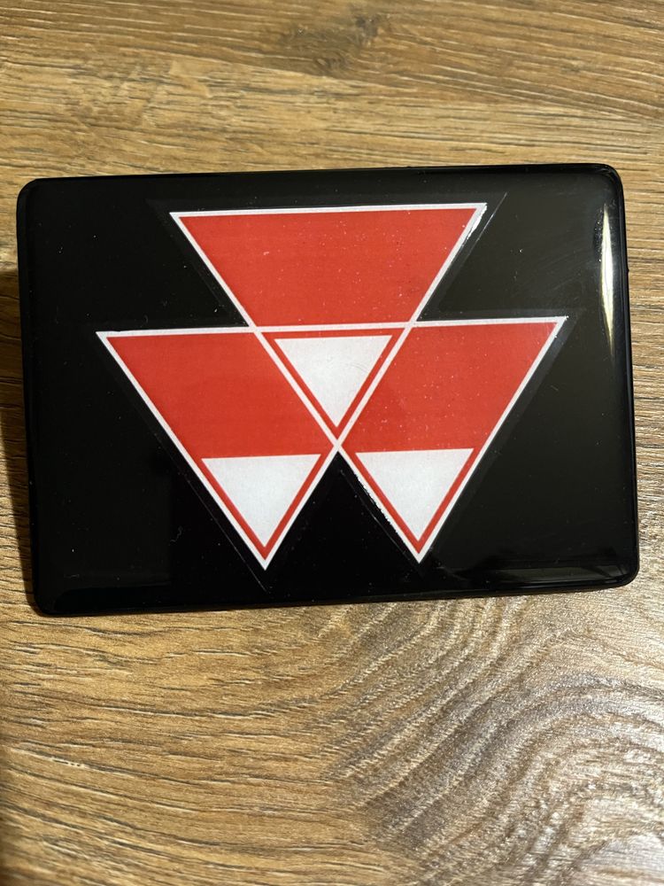 Emblemat / Logo / Znaczek / Massey Ferguson/ MF