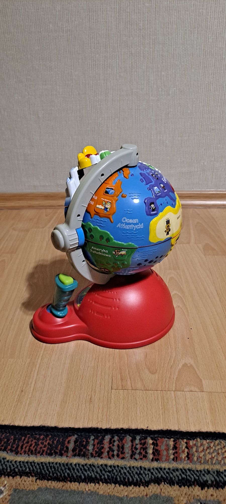Globus interaktywny