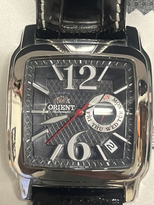 Orient automatico muito raro novo com caixa e papeis
