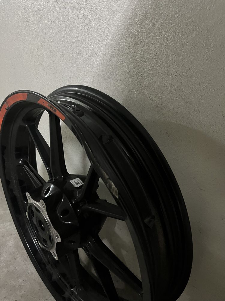 Jante Ktm duke 125