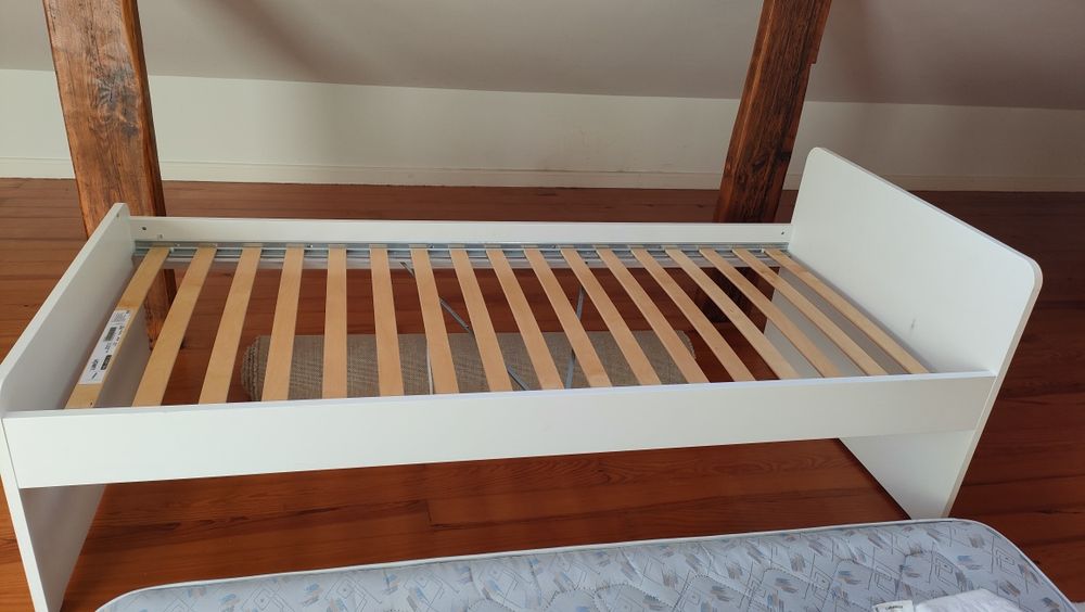 Cama solteiro, Estrutura cama c/estrado ripas, branco 90x200cm, bom es