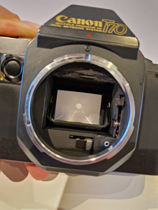 Canon T70 analógica