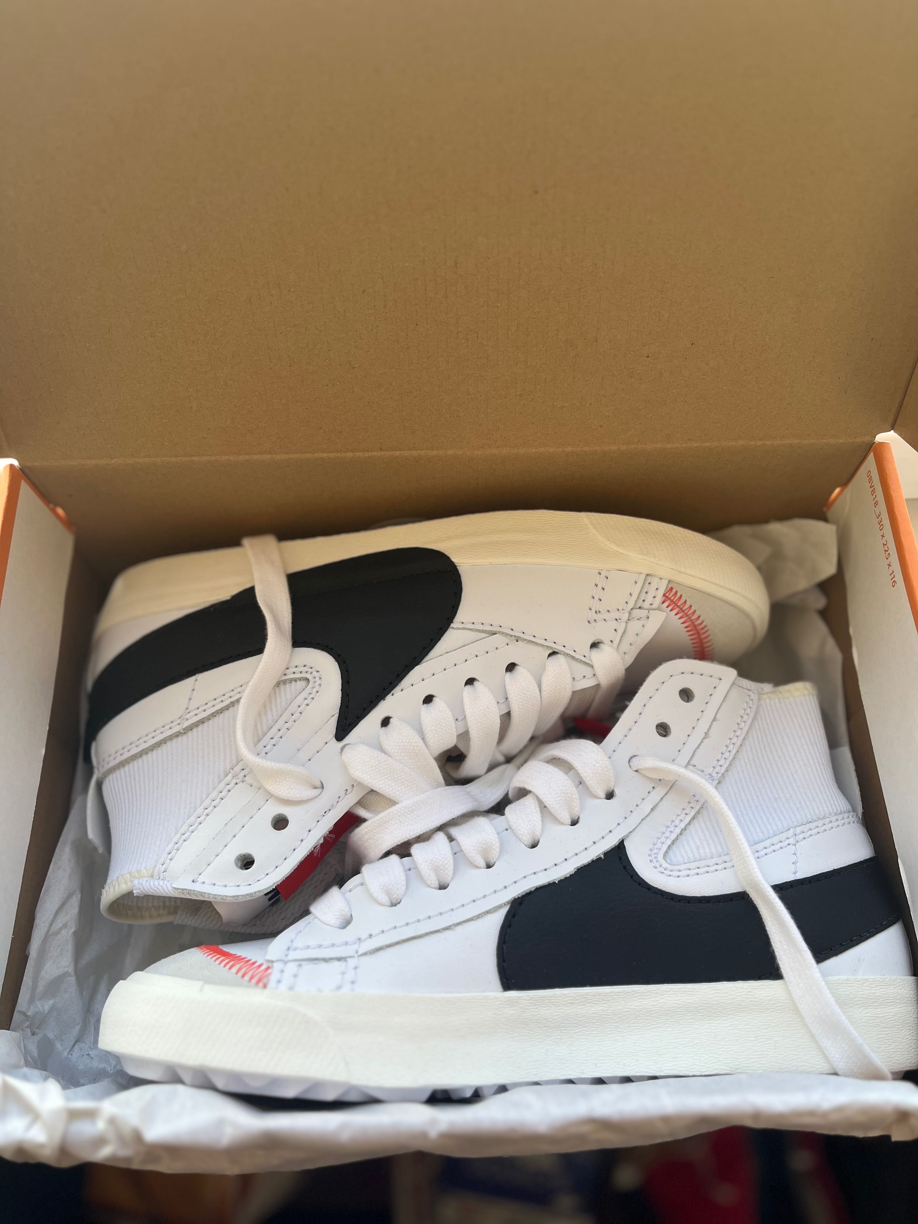 Продам Nike BLAZER MID 77 JUMBO 42,5 27см