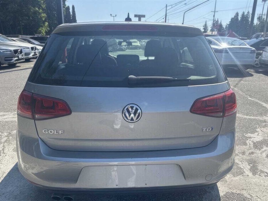 Volkswagen Golf      2015