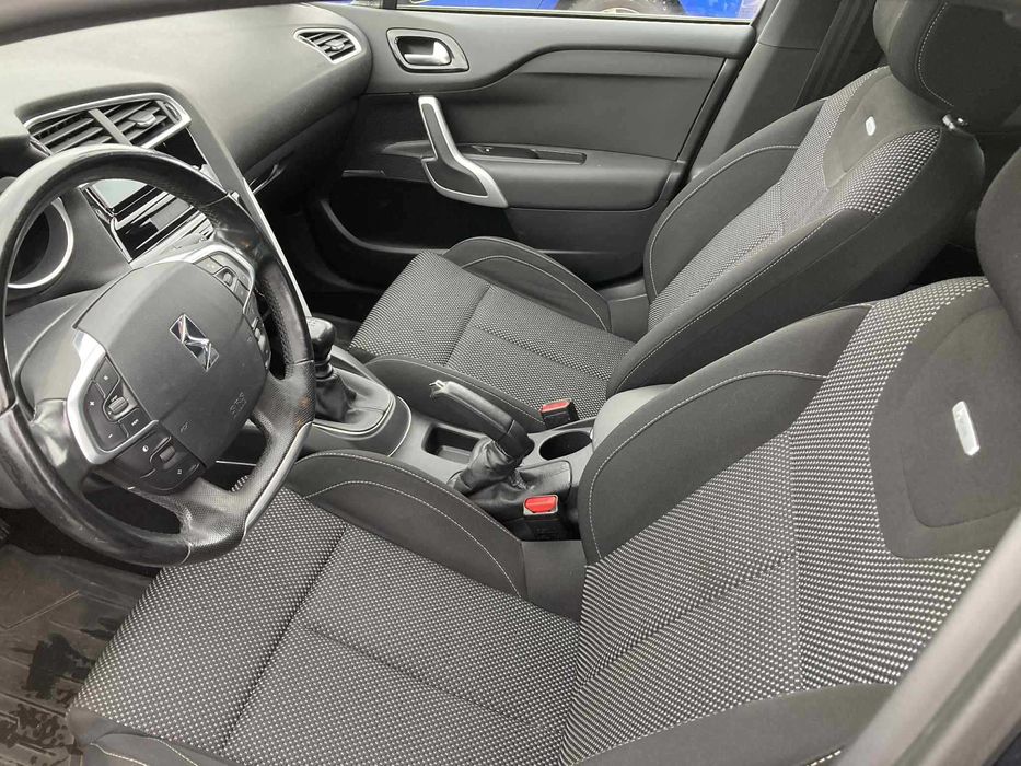 Citroen DS4 1.6 HDI 2011 r. - 182 tys. km, ekonomiczny, serwisowany