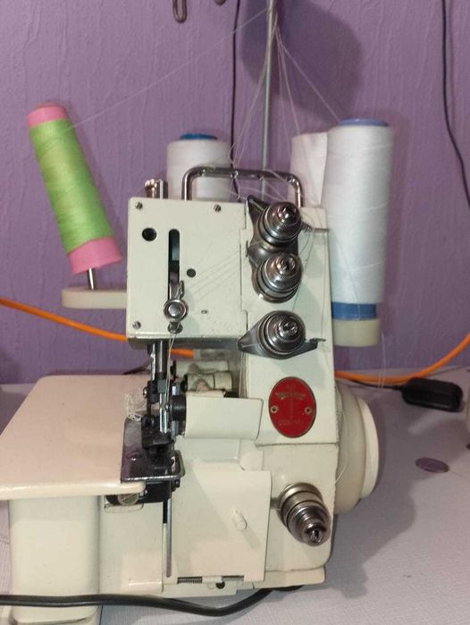Оверлок 4-ох нитка