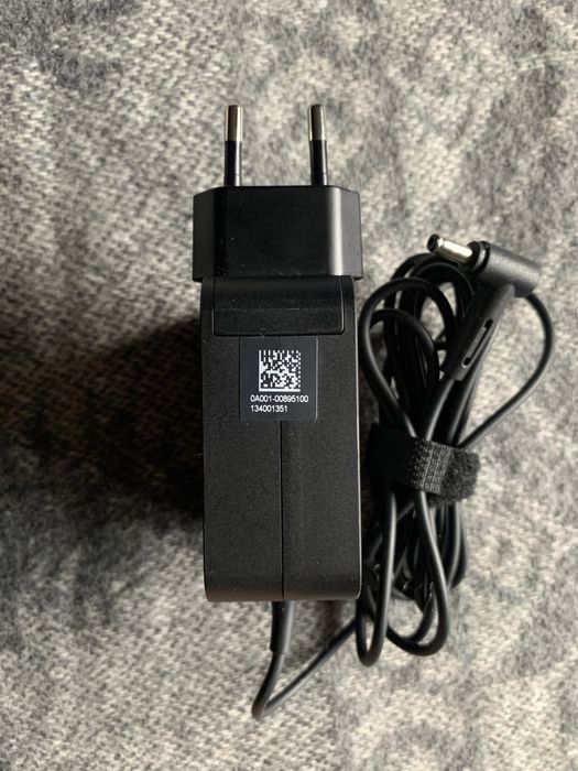 Оригінальний зарядний пристрій для ноутбука Asus 19V.