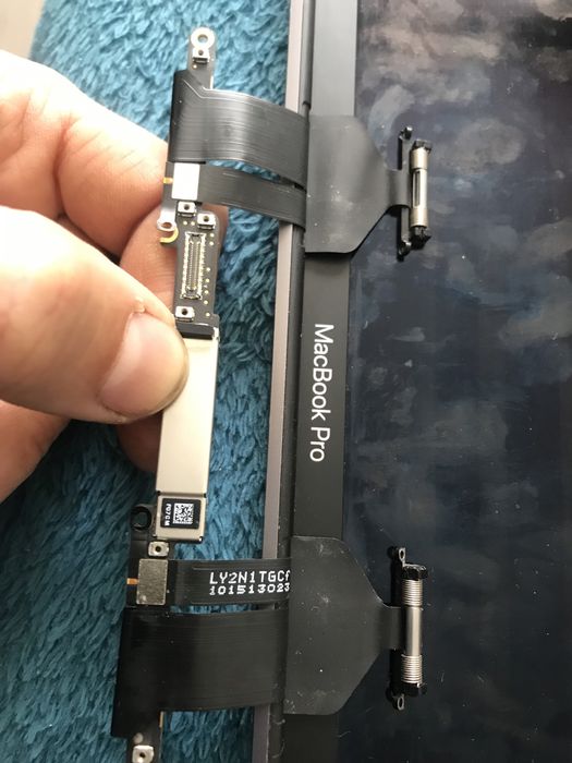 Запчастини до macbook pro 16 2019