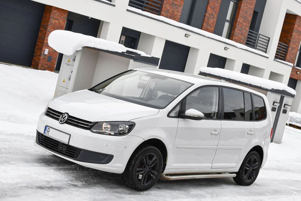 Volkswagen Touran 2.0 TDI AUTOMAT DSG Navi Kamera Czujniki RZESZÓW !