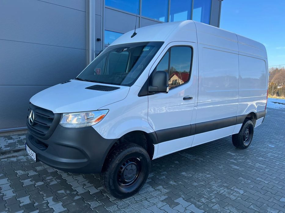 Mercedes-Benz Sprinter 3.0 V6 4x4  4x4 L2H2 przebieg tylko 31000km Skóra, Disctronic, Kamera
