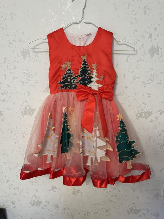 Прокат, оренда дитячих суконь