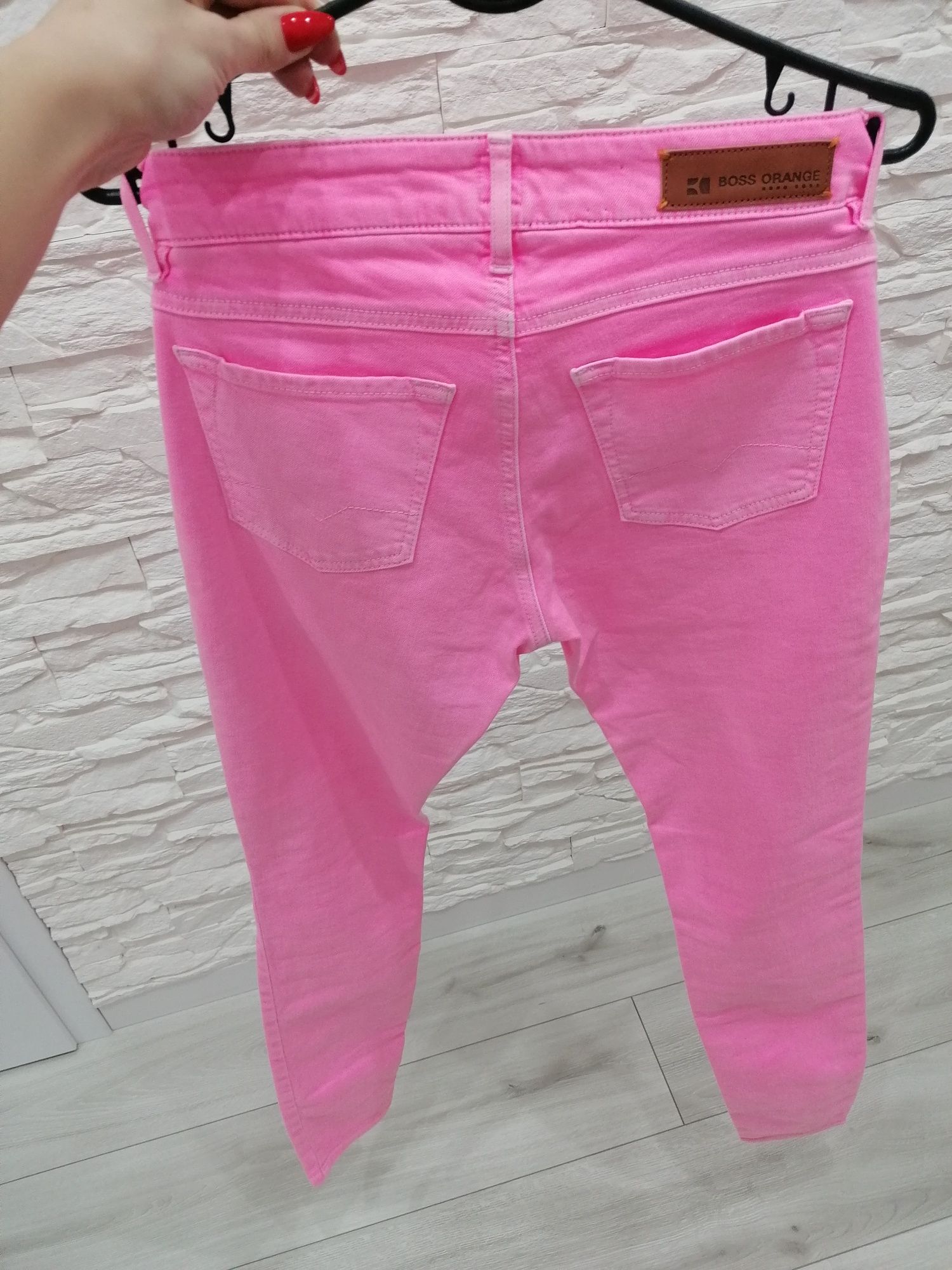 Spodnie boss orange M