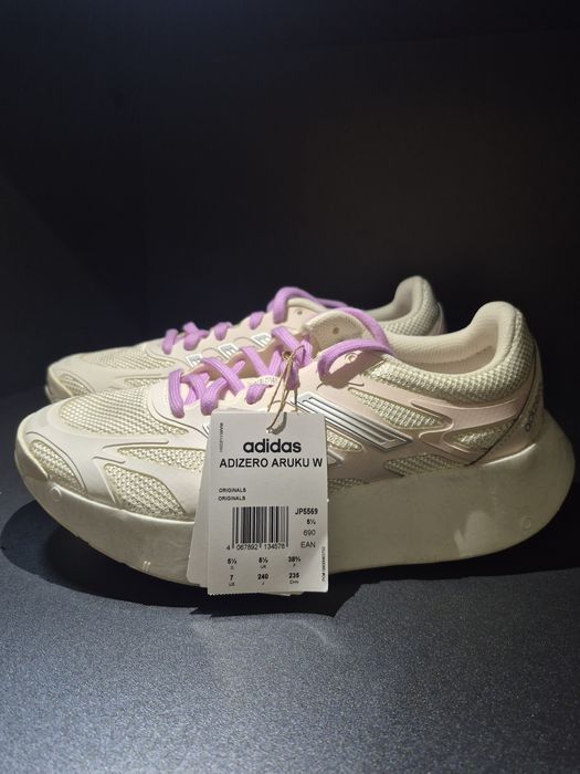 Кросівки жіночі Adidas Adizero Aruku W(Оригінал)38 і 38⅔