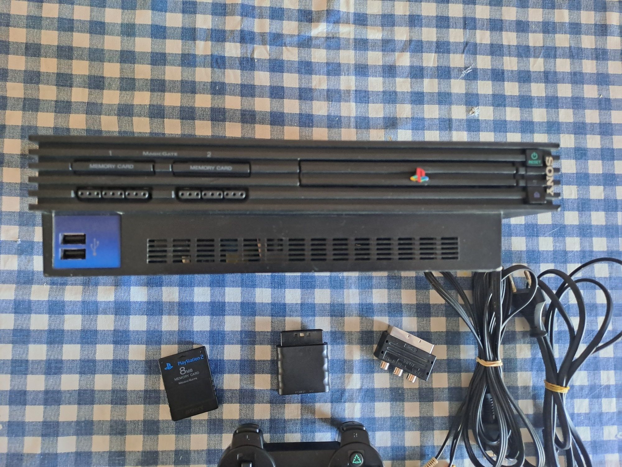 Playstation 2 Fat em ótimo estado geral