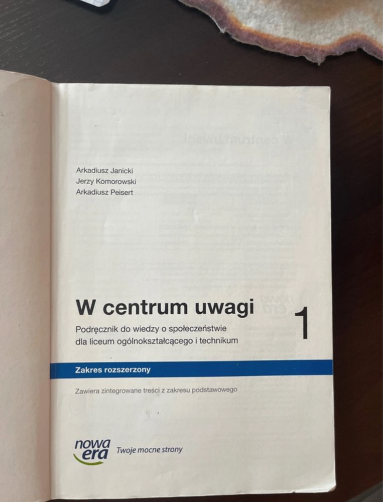 podrecznik wos w centrum uwagi 1