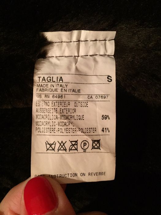 Casaco curto Benetton, tipo pele de pêssego, tamanho S