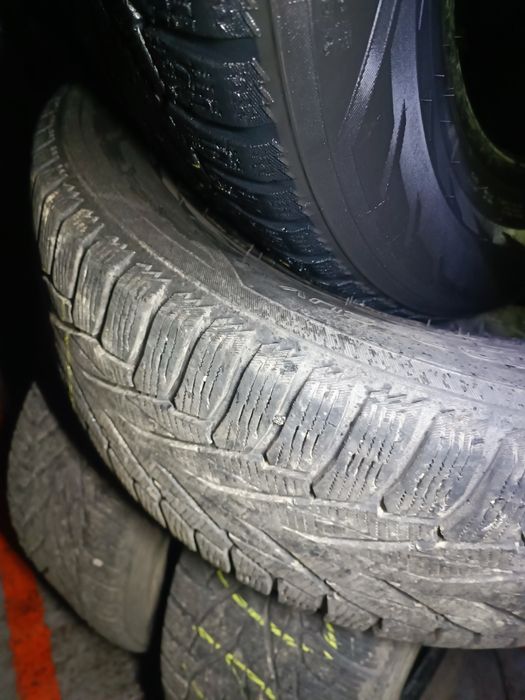 Продам зимову гуму 265/60/18 nokian hakkapelitta