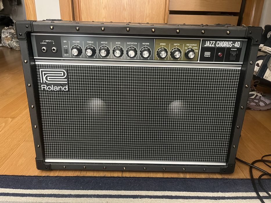 Roland JC-40 Amplificador Guitarra