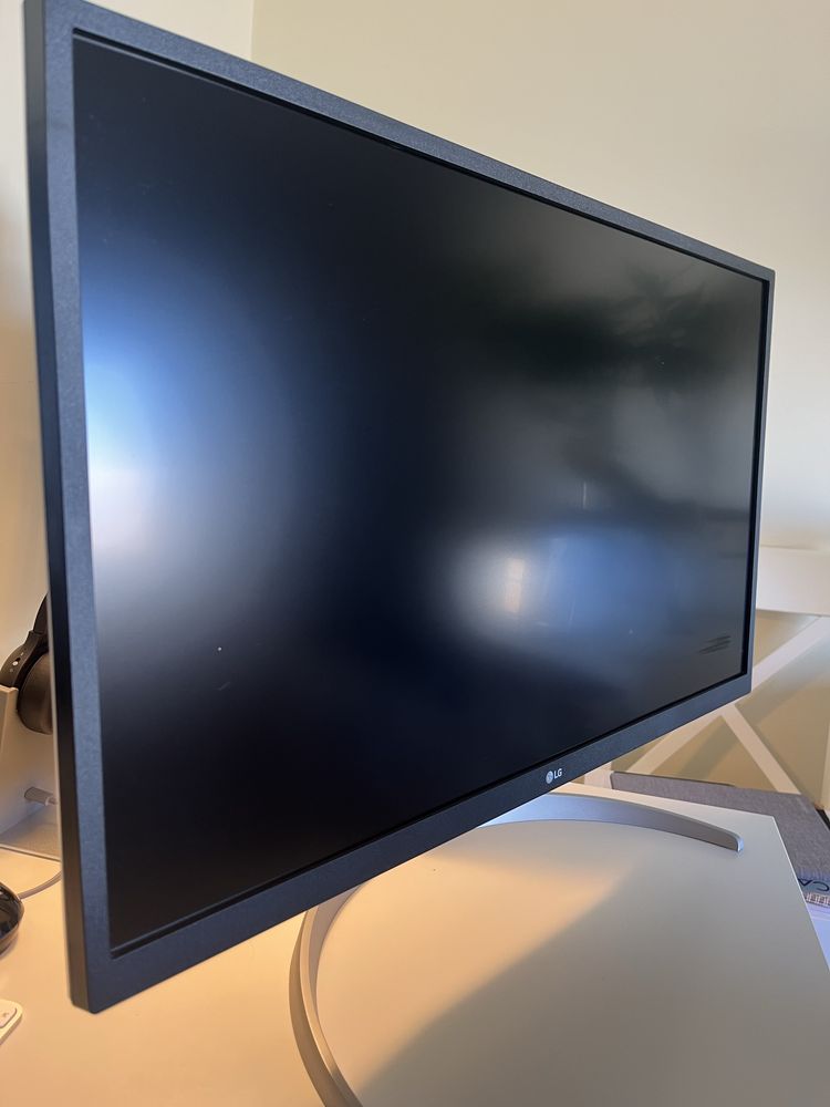 Monitor LG 27" 27UP550N-W IPS 4K UHD 16:9 60Hz FreeSync