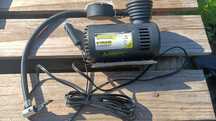 Compressor ar 12V portátil para encher pneus com isqueiro