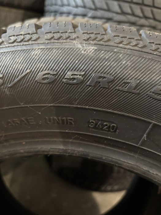 Opony zimowe para Dębica Frigo 2 195/65/15