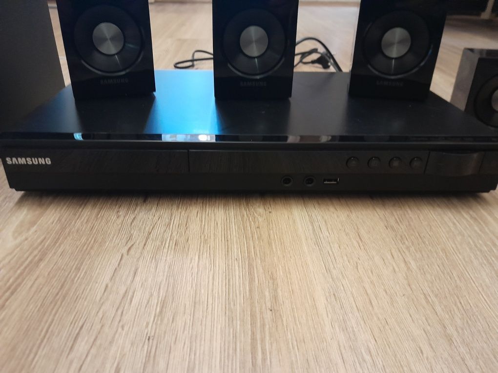 Продам домашній кінотеатр samsung ht-d350k