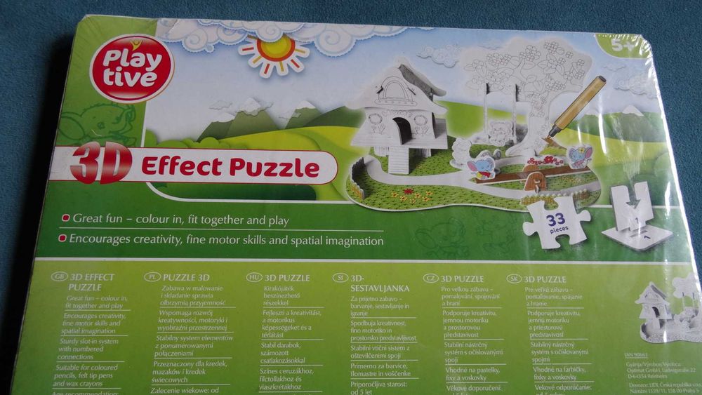 mini puzzle 3 D do kolorowania- domek z ogródkiem