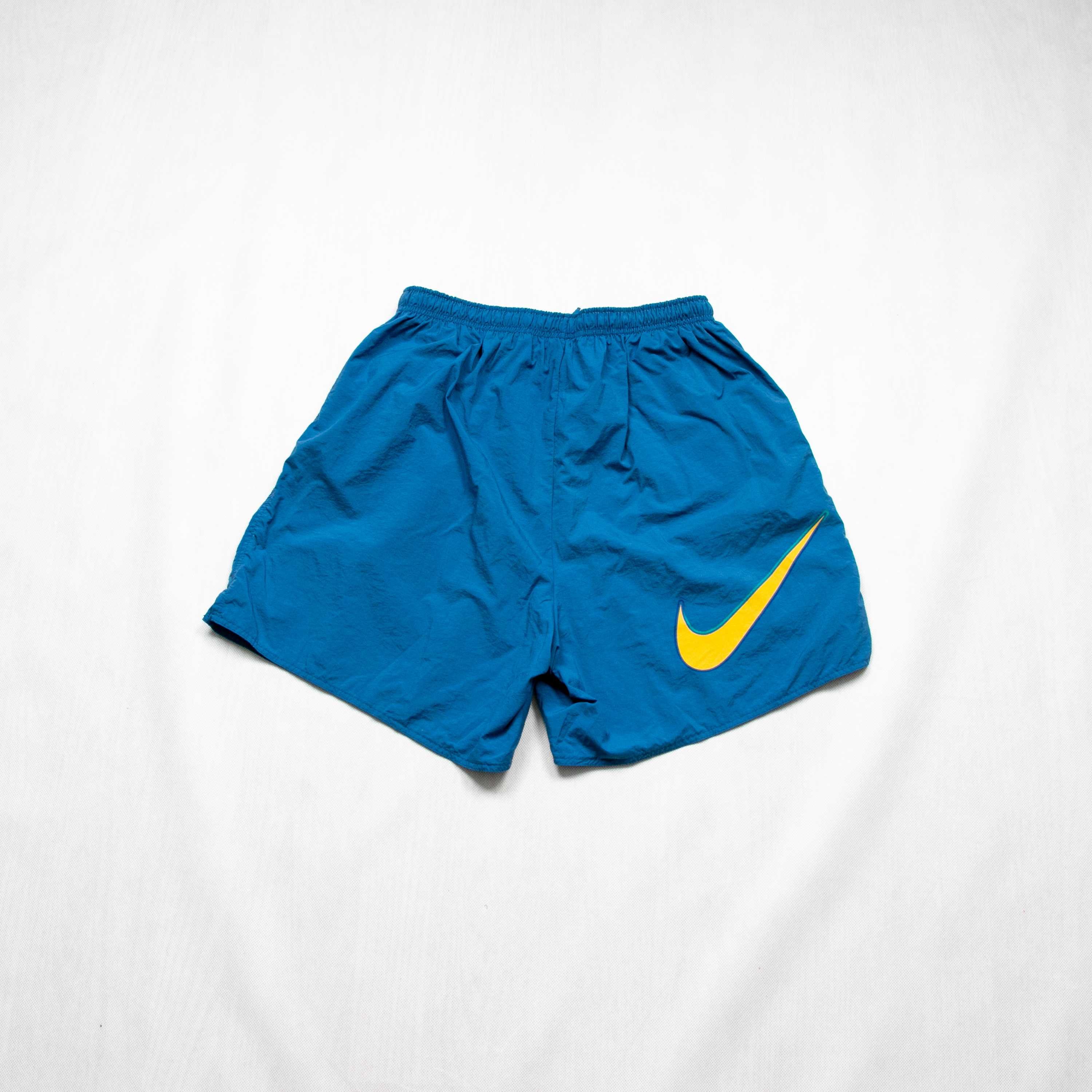 Nike 90's big swoosh shorty sportowe L