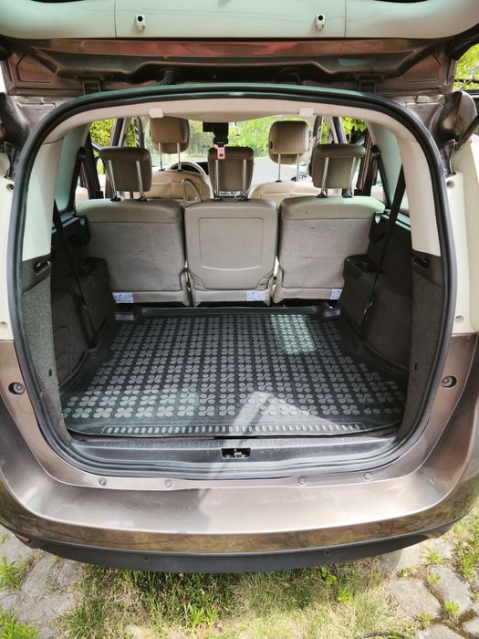 Renault grand scenic 7 osób