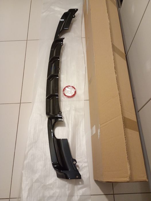 Dyfuzor bmw f30 i f31  mpakiet , połysk dokladaka zderzaka