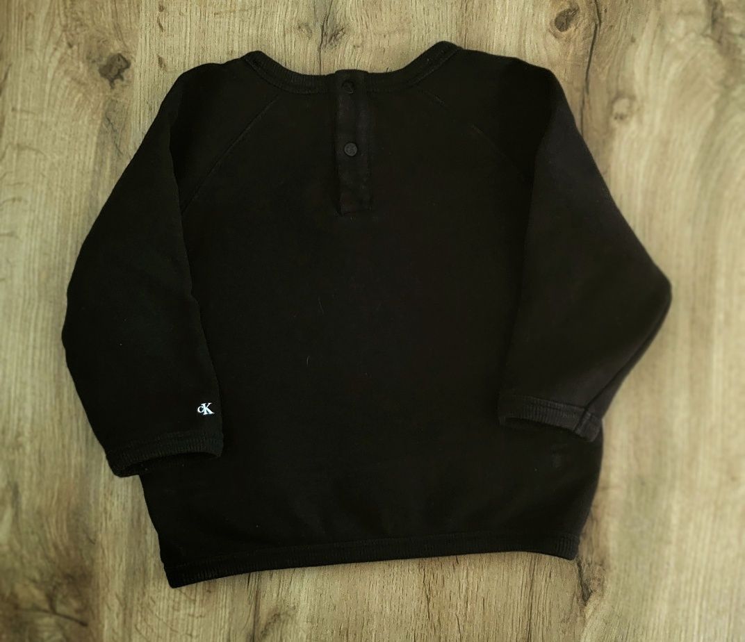 Dres dziecięcy Calvin Klein 9-12 mies.