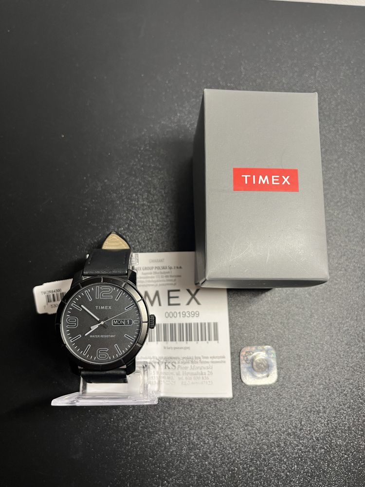 Męski zegarek Timex TW2R64300 pasek skórzany