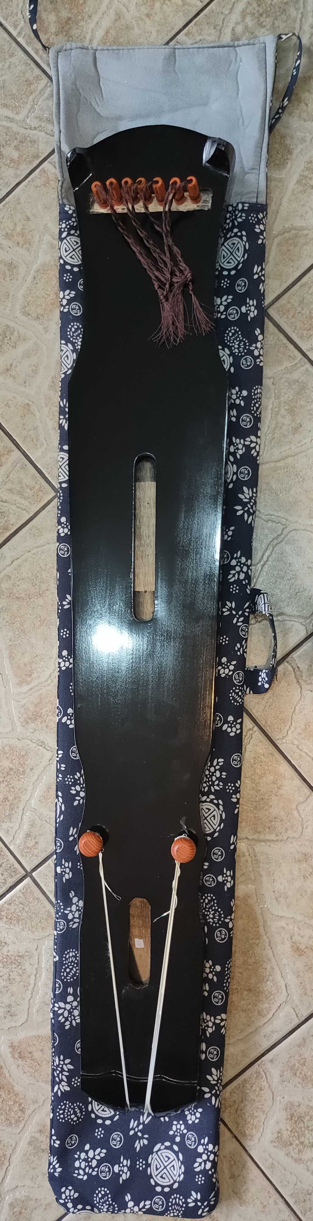 Instrument Etniczny drewniany 7 strun  Guzheng  nowe 123 cm