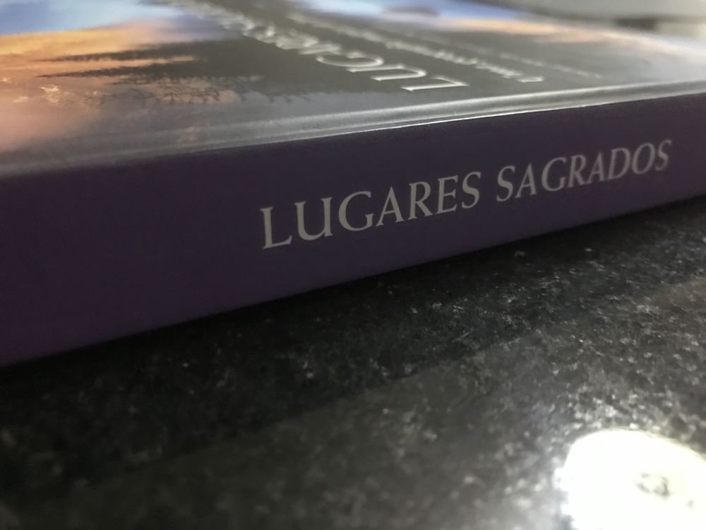 “Lugares sagrados” • Círculo de Leitores