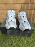 "Buty damskie Sportowe" New Balance MR530SG srebrny r.37.5
