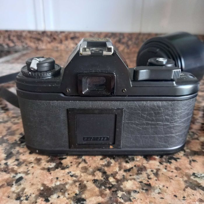 Maquina fotográfica nikon ( 1980)