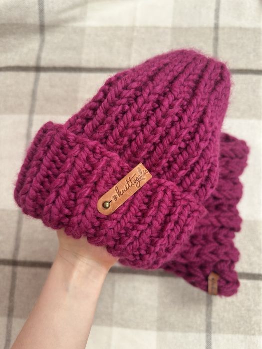 Комплект шапка + шарф від українського бренду Knittogolic