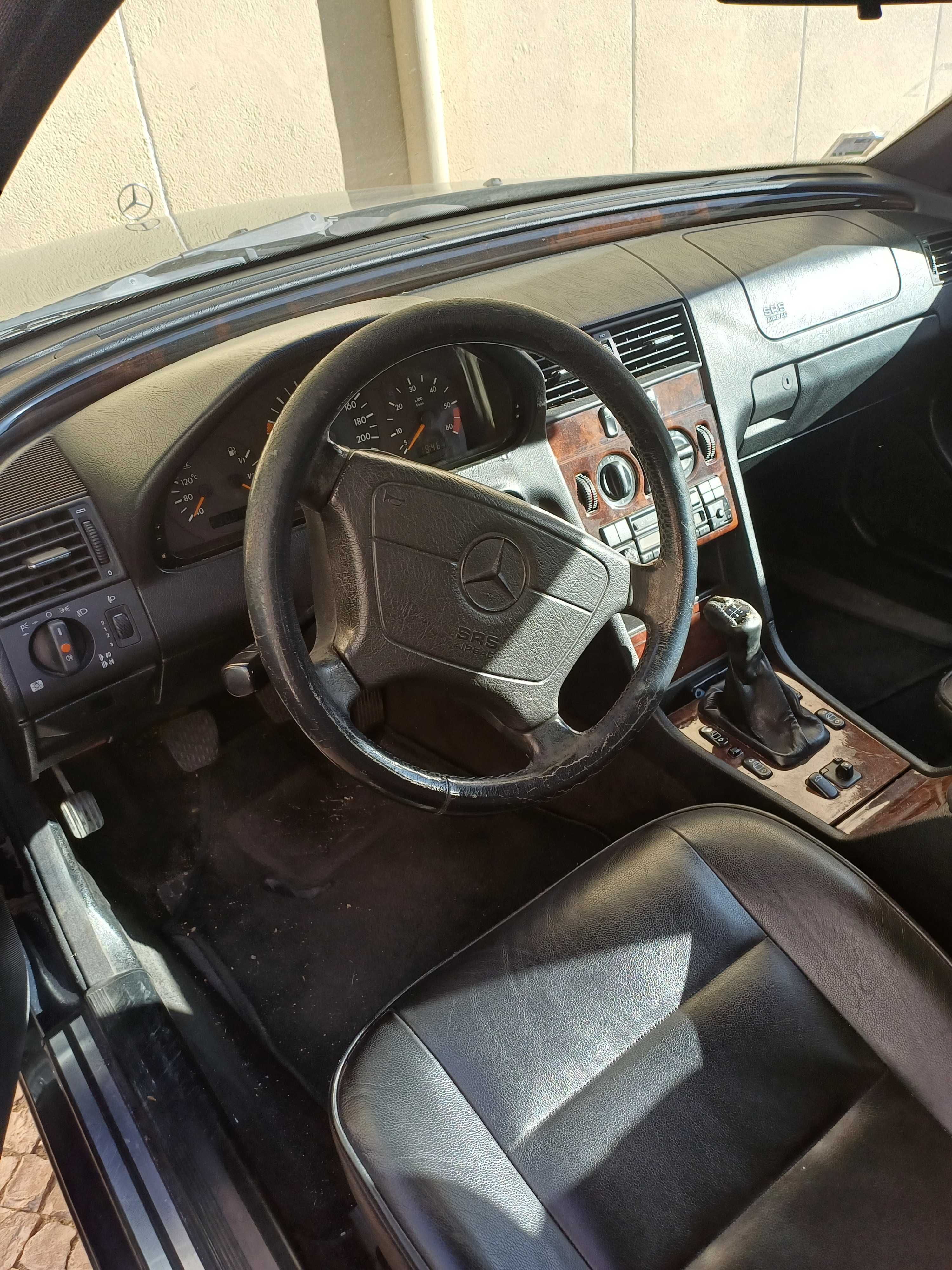 Mercedes C200d 1997 Carro Fiável a Diesel