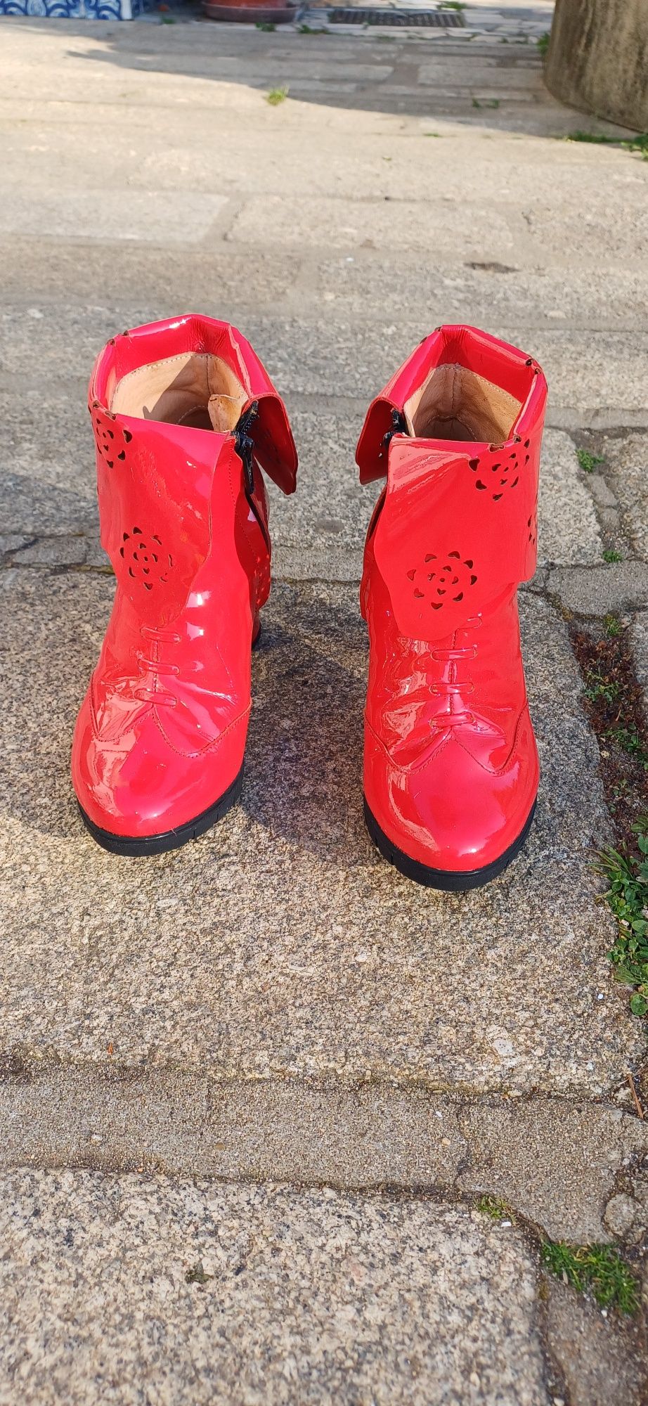 Botins tamanho 36