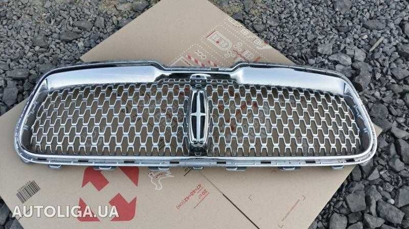 Решетка радиатора LINCOLN Continental 2017 год  запчасти шрот